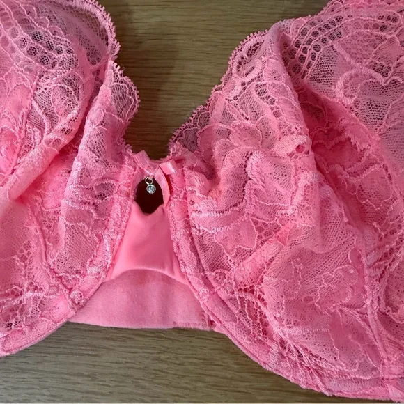 Victoria's Secret Unlined Demi Lace Bra - Picture 3 of 6